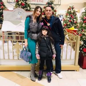 Meet your Posher, Cedric lamia